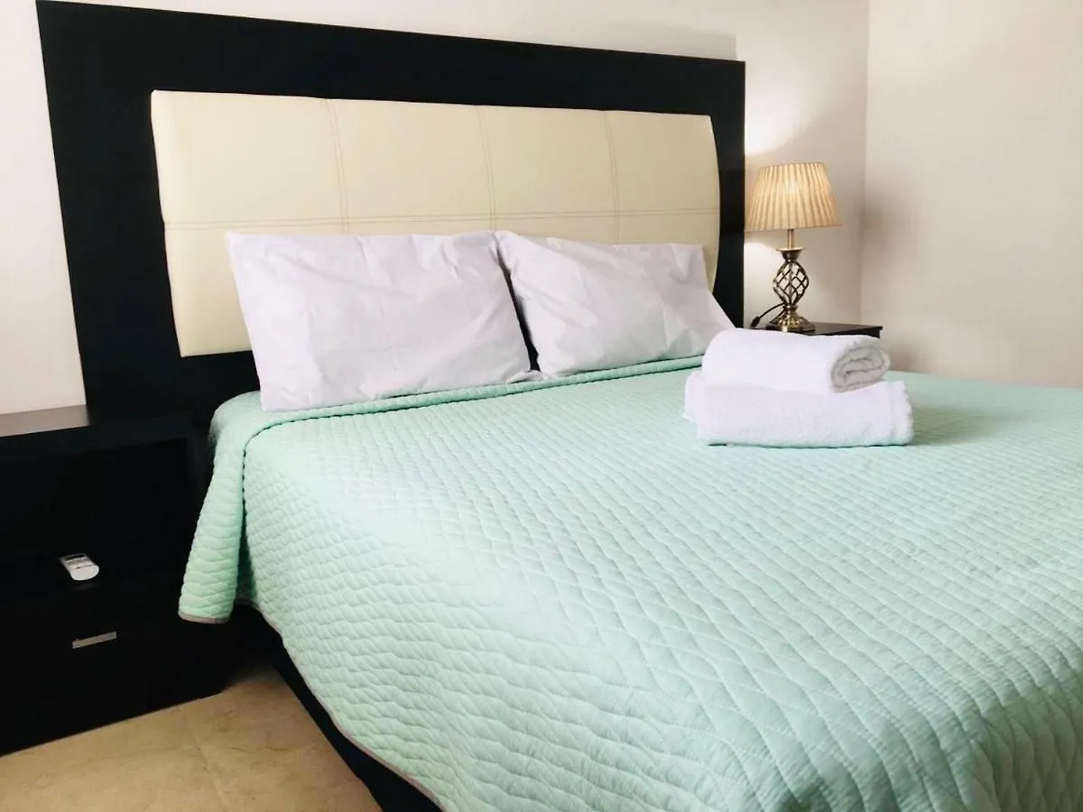 Real Ibiza Plus By Hotel Colibri Creel Плая-дель-Кармен