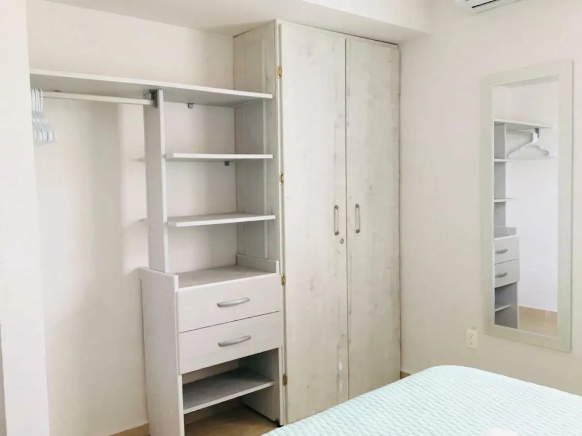 Real Ibiza Plus By Hotel Colibri Creel Плая-дель-Кармен Апартаменты